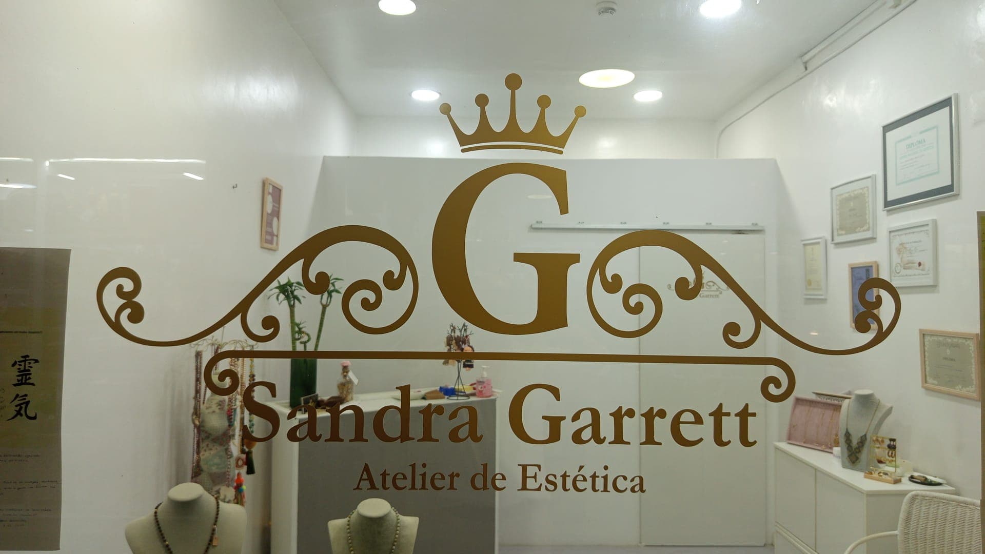 Sandra Garrett — Atelier de Estética